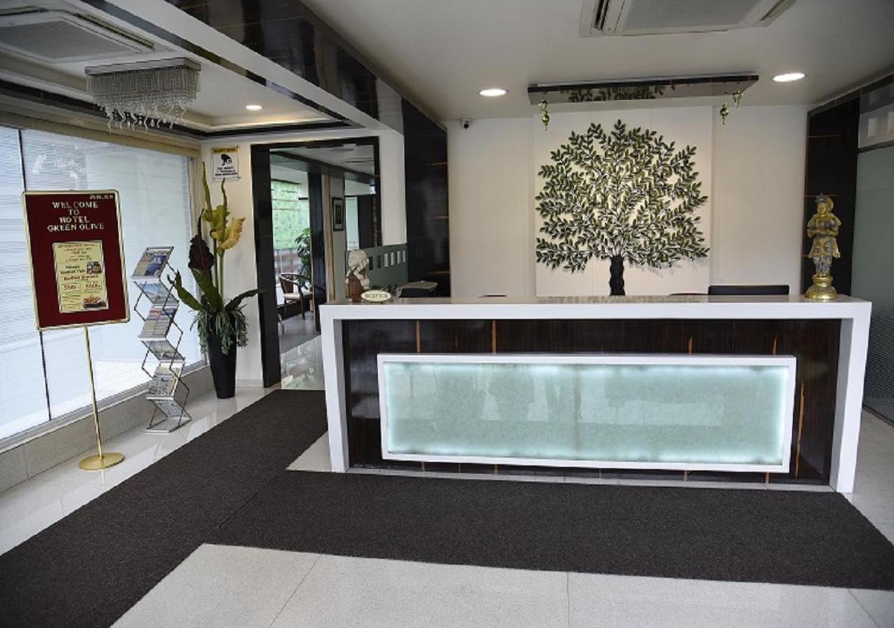Hotel Green Olive Aurangábád Kültér fotó
