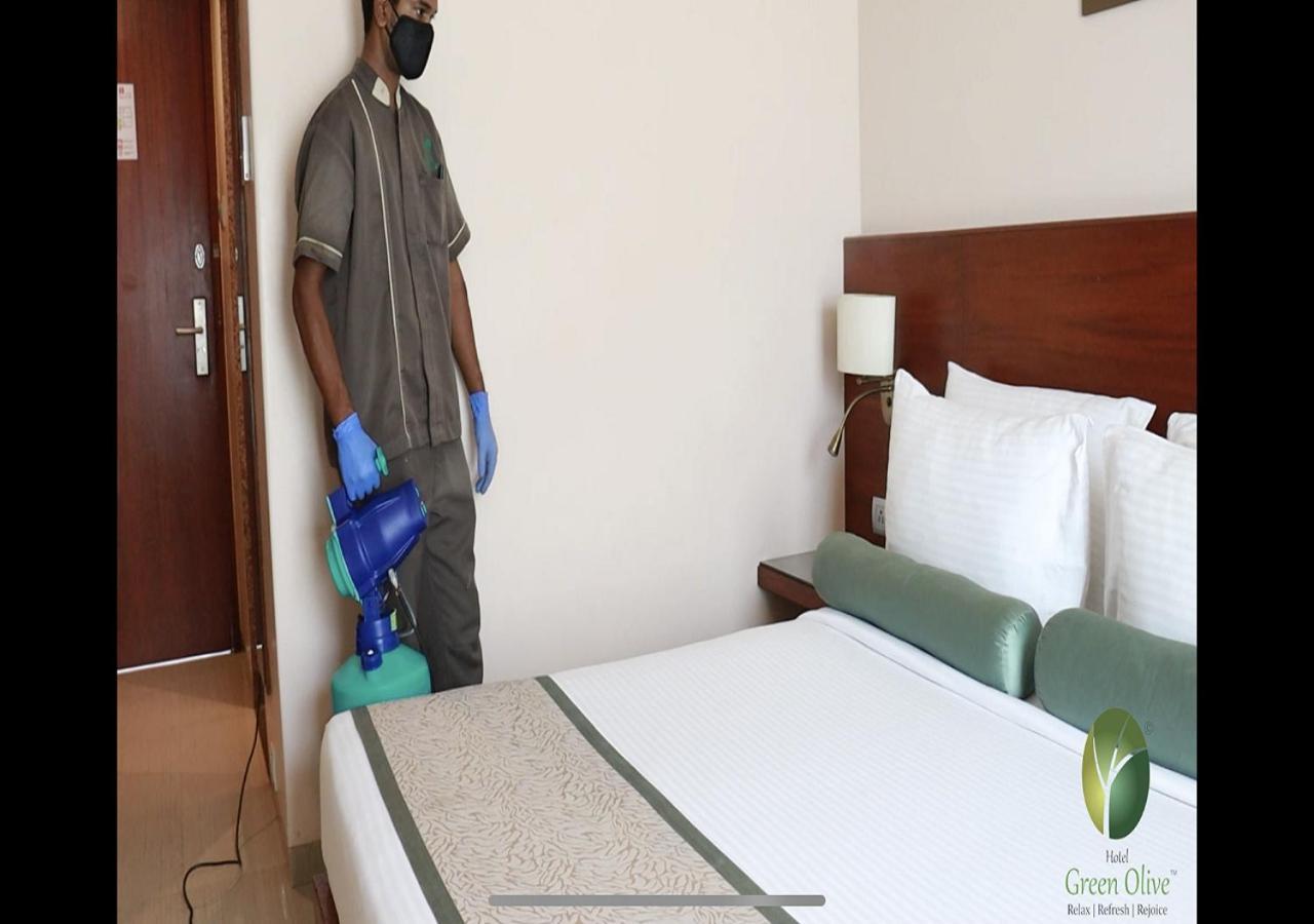 Hotel Green Olive Aurangábád Kültér fotó
