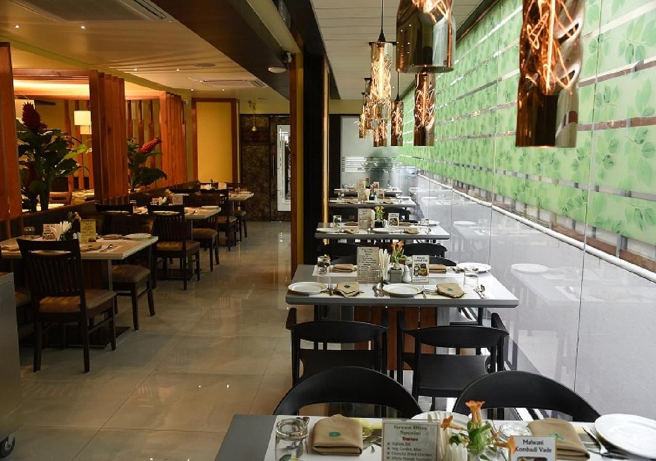 Hotel Green Olive Aurangábád Kültér fotó