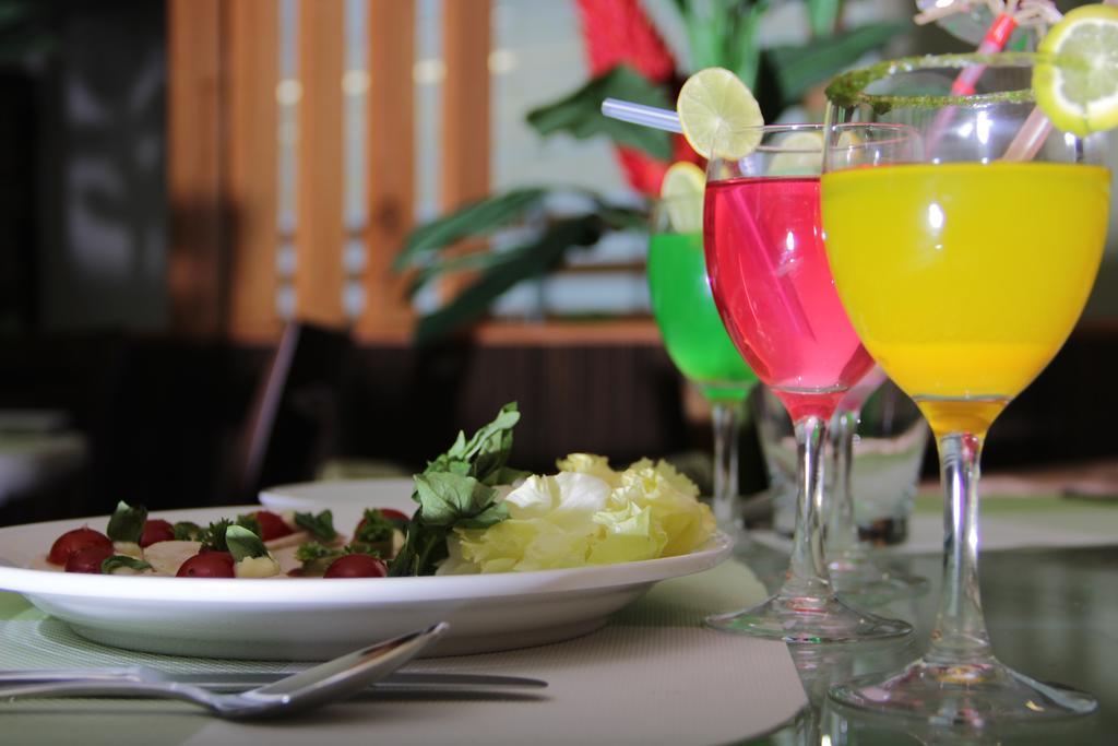Hotel Green Olive Aurangábád Kültér fotó