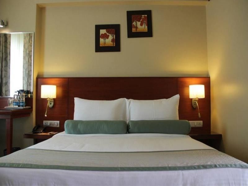 Hotel Green Olive Aurangábád Kültér fotó